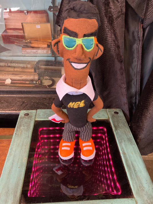 Niko L plate Plush